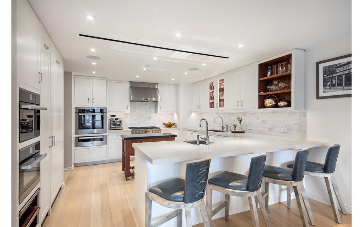 Photo for 210 WEST 77 STREET - 206 West 77th Street Condominium in Upper West Side, Manhattan