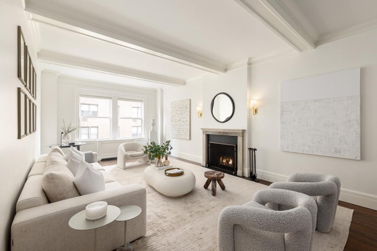 Photo for 983 PARK AVENUE - 983 Park Avenue Cooperative in Upper East Side, Manhattan