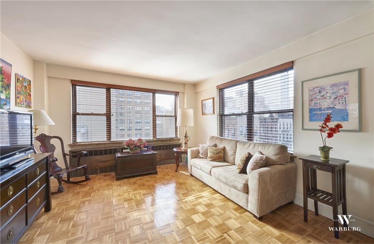 Photo for 80 East End Avenue - 80 East End Avenue Cooperative in Upper East Side, Manhattan