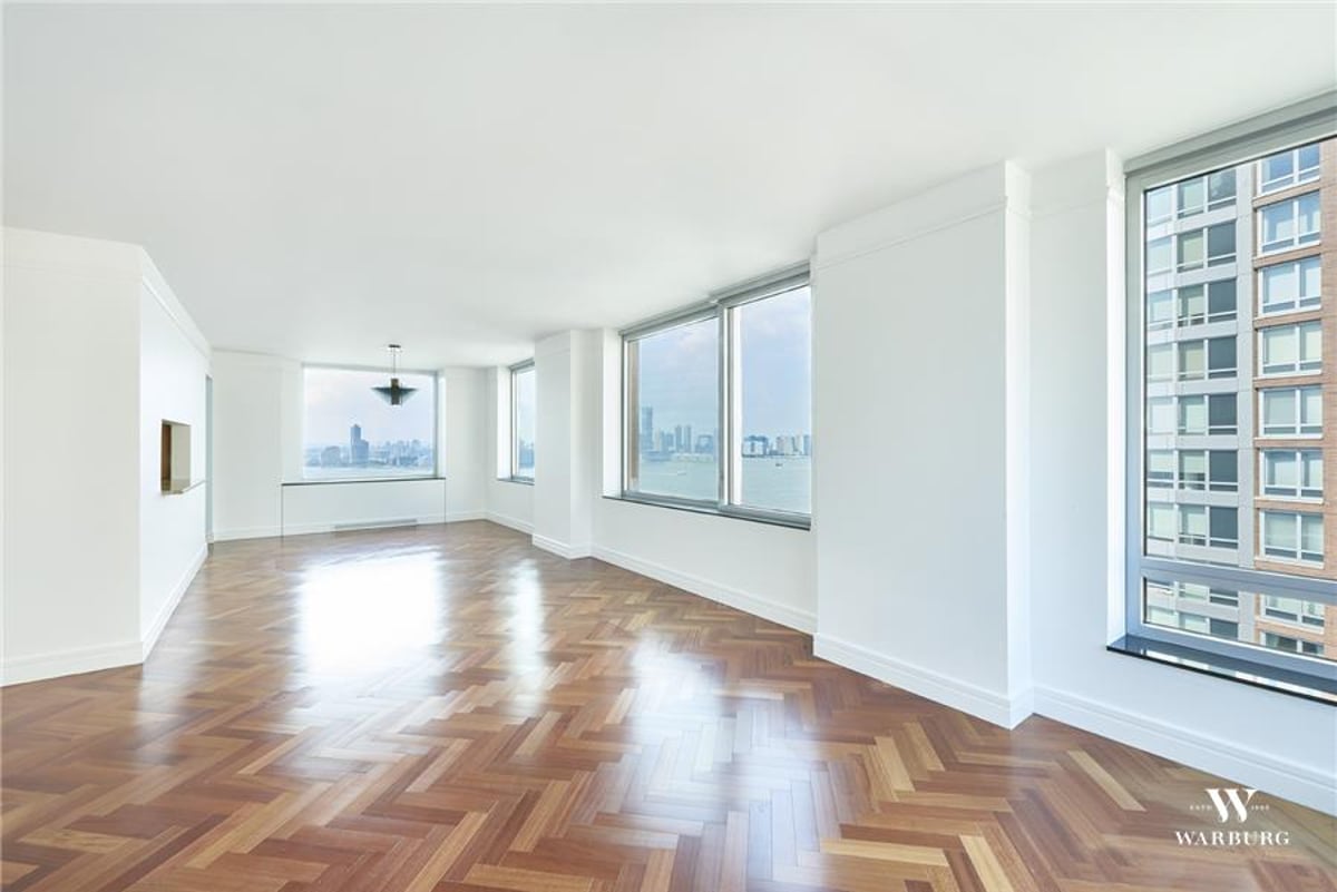 Photo for The Ritz-Carlton Residences - 10 Little West Street Condominium in Battery Park City, Manhattan