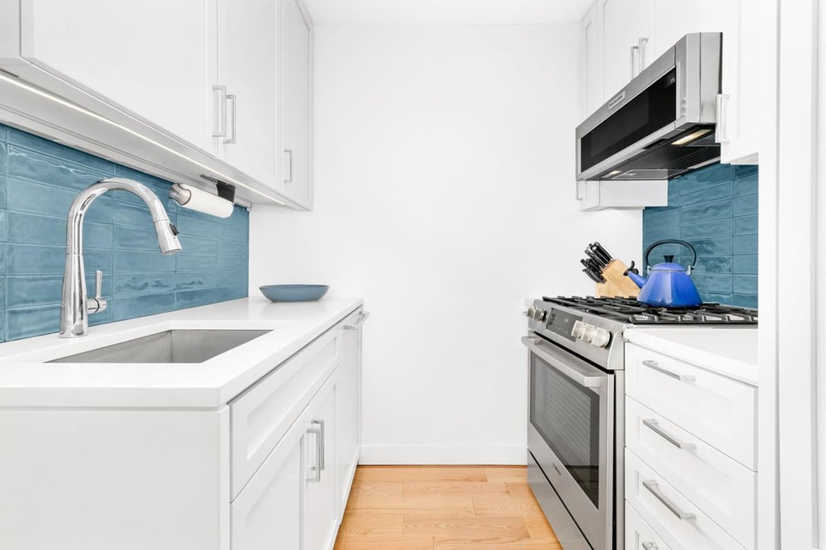 Photo for Gramercy Arms - 145 East 15th Street Cooperative in Gramercy Park, Manhattan