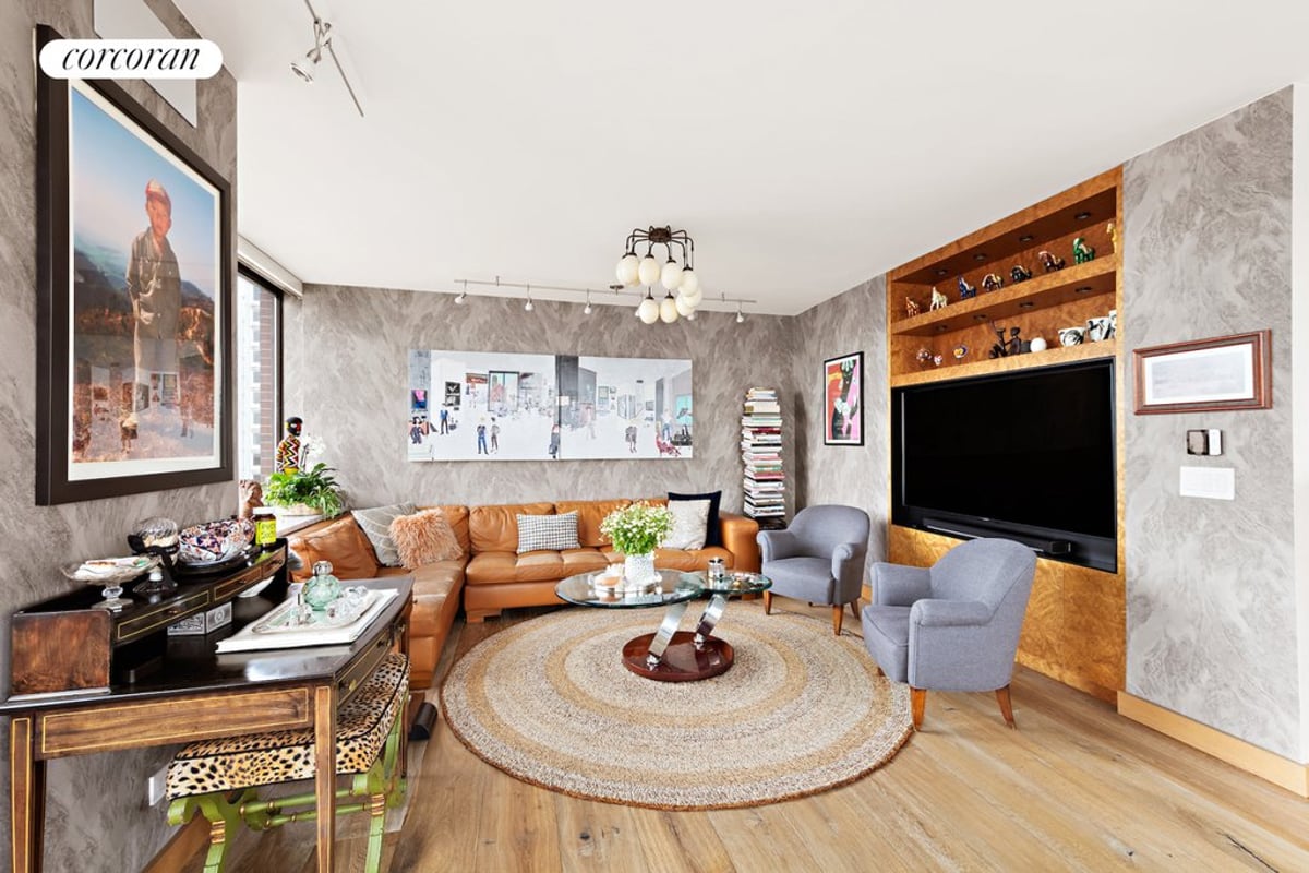 Photo for The Oxford - 422 East 72nd Street Condominium in Upper East Side, Manhattan