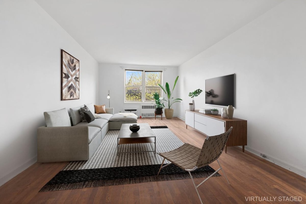 Photo for 220 Berkeley Place - 220 Berkeley Place Cooperative in Park Slope, Brooklyn