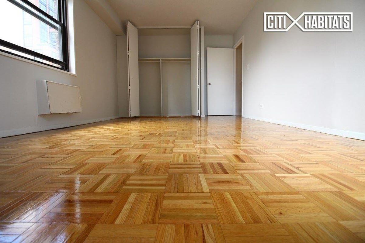 Photo for Cooper Gramercy - 401 2nd Avenue Rental Building in Kips Bay, Manhattan