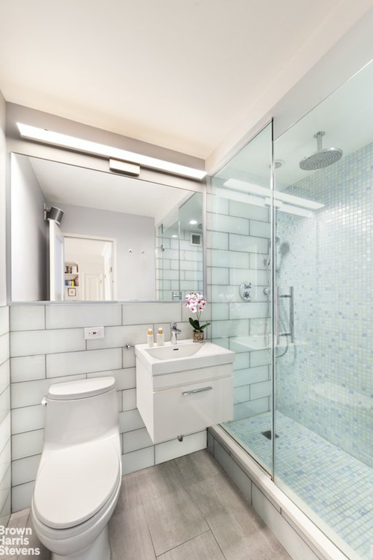 Photo for Riverview East - 251 East 32nd Street Cooperative in Murray Hill, Manhattan