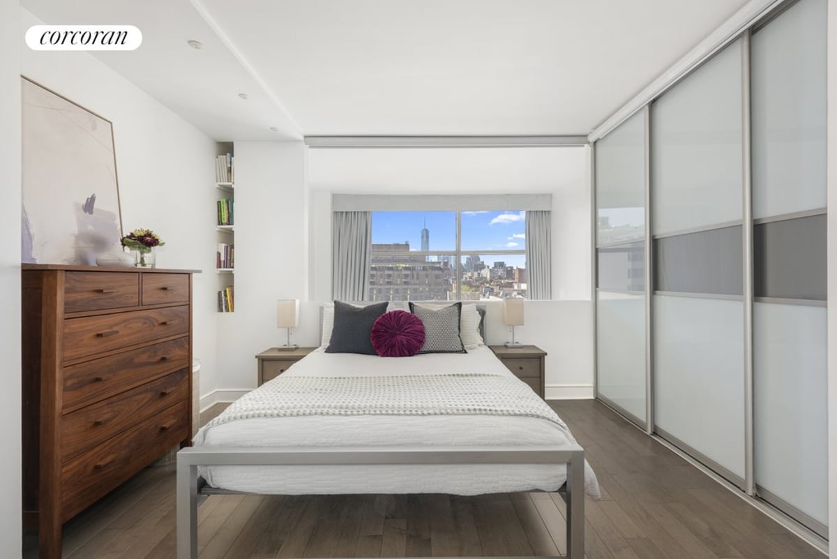 Photo for Grosvenor House - 22 West 15th Street Condominium in Greenwich Village, Manhattan