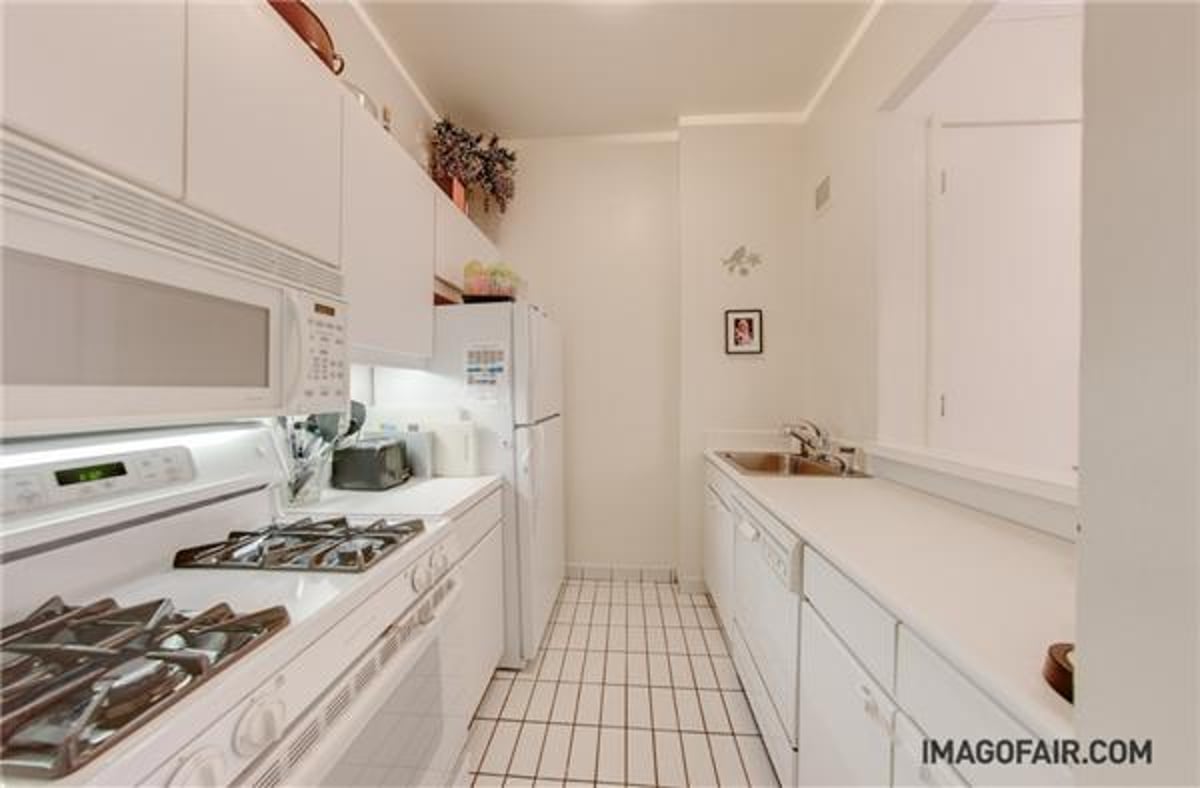 Photo for The Bromley - 225 West 83rd Street Condominium in Upper West Side, Manhattan