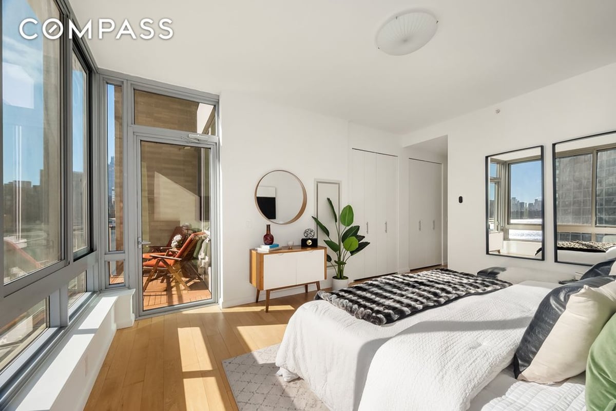 Photo for The View at East Coast - 46-30 Center Boulevard Condominium in Long Island City, Queens