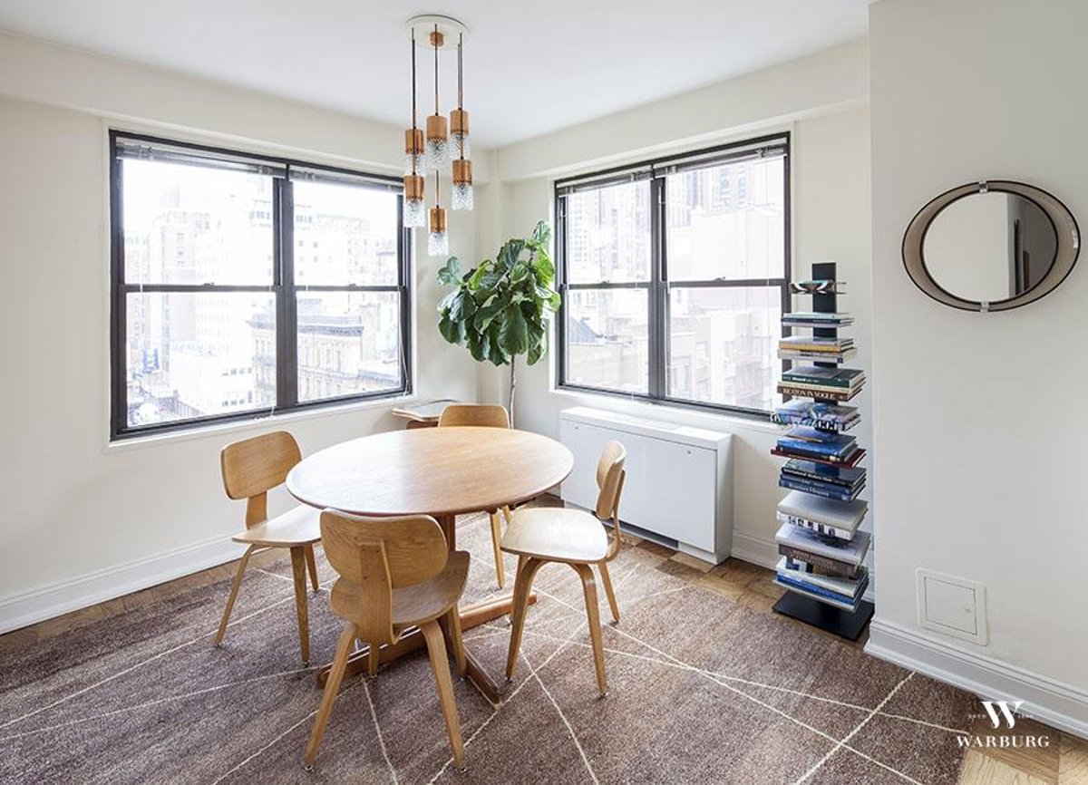 Photo for Trafalgar House - 120 East 90th Street Condominium in Upper East Side, Manhattan