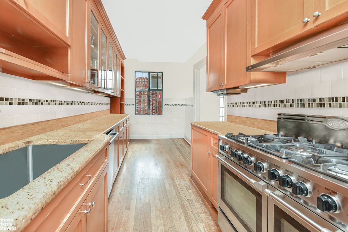 Photo for Hudson View Gardens - 116 Pinehurst Avenue Cooperative in Washington Heights, Manhattan