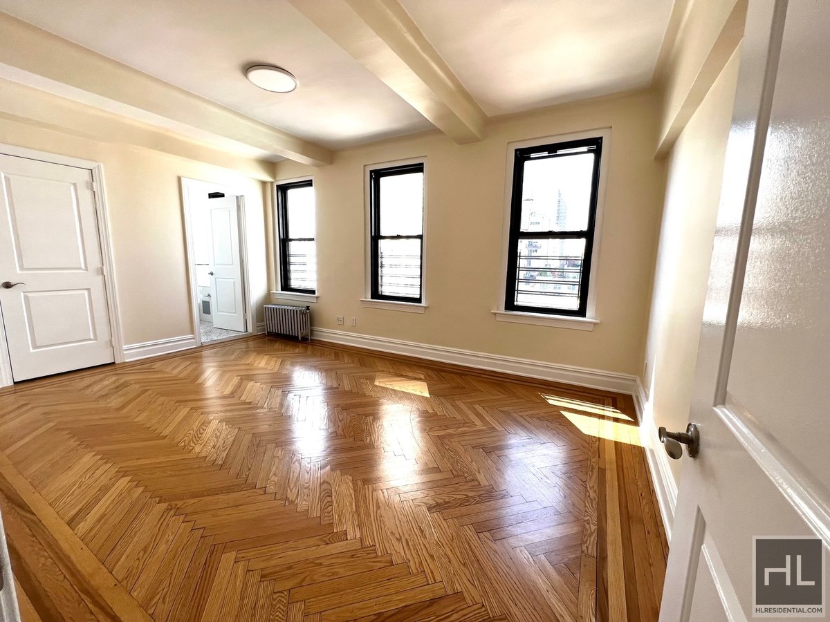 Photo for 210 EAST 68 STREET - 210 East 68th Street Rental Building in Upper East Side, Manhattan