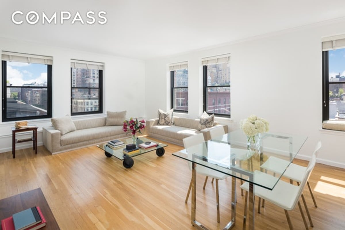 Photo for The Walton - 104 West 70th Street Condominium in Upper West Side, Manhattan