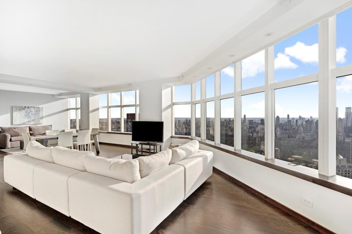 Photo for 3 Lincoln Center - 160 West 66th Street Condominium in Upper West Side, Manhattan