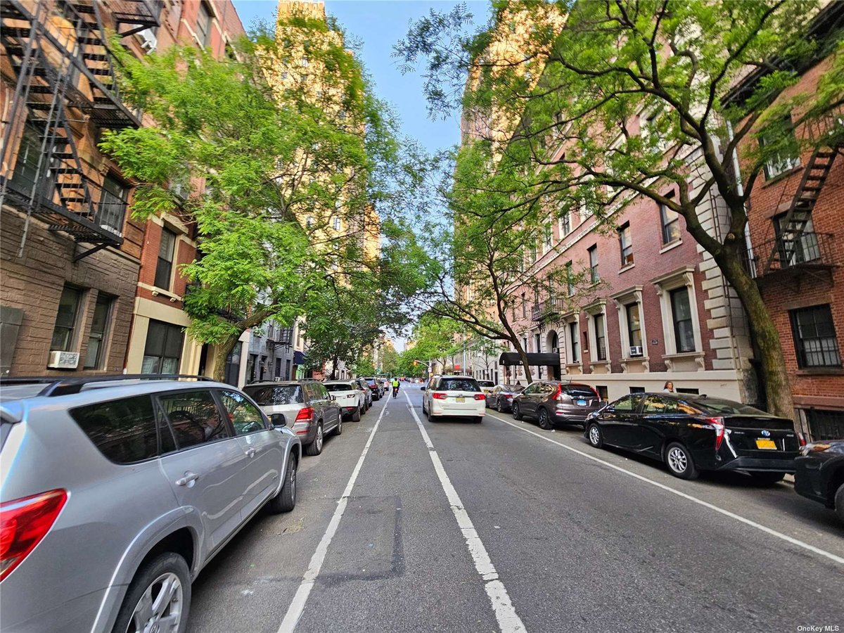 Photo for 214 West 16th Street - 214 West 16th Street Cooperative in Chelsea, Manhattan