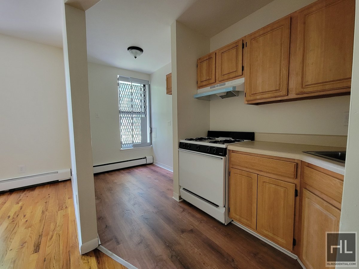 62 STUYVESANT AVENUE Rental NYC Real Estate Brokerage