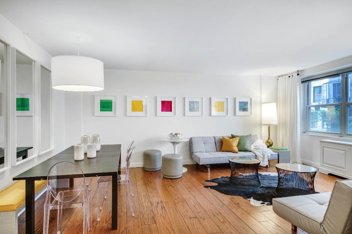 Photo for The George - 433 East 56th Street Cooperative in Midtown East, Manhattan