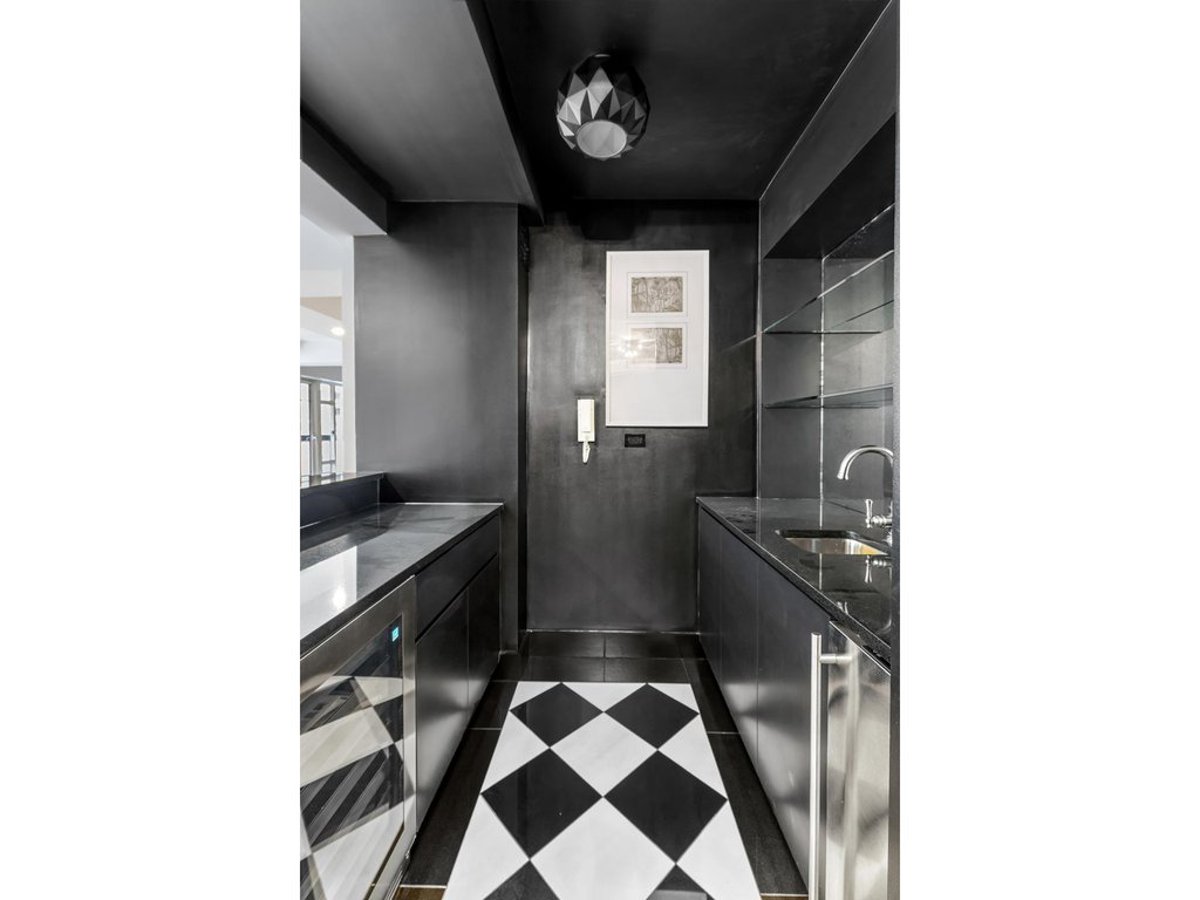 Photo for 750 Park Avenue - 750 Park Avenue Cooperative in Upper East Side, Manhattan