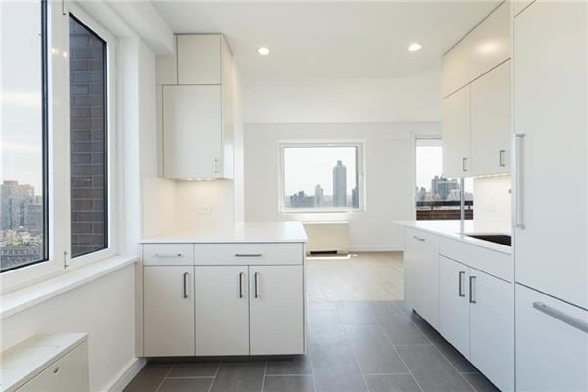 Photo for 1239 Madison Avenue - 45 East 89th Street Condominium in Carnegie Hill, Manhattan