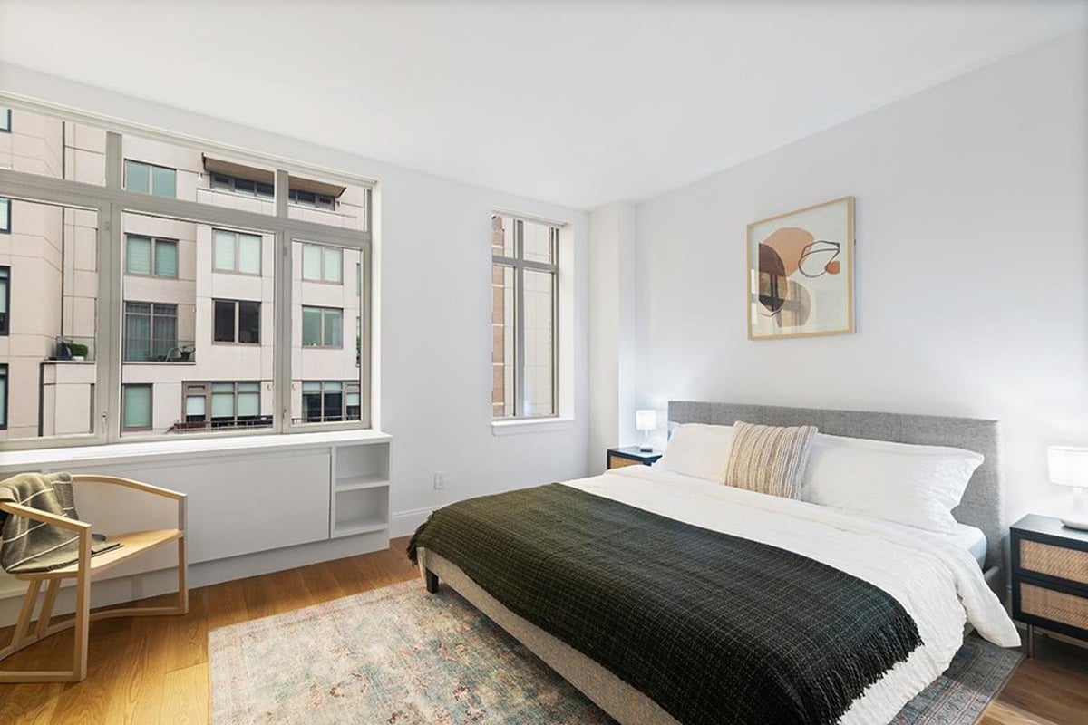 Photo for Verde Chelsea - 125 West 22nd Street Condominium in Chelsea, Manhattan