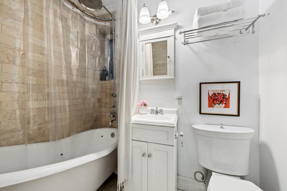 Photo for 252 West 20th Street - 252 West 20th Street Cooperative in Chelsea, Manhattan