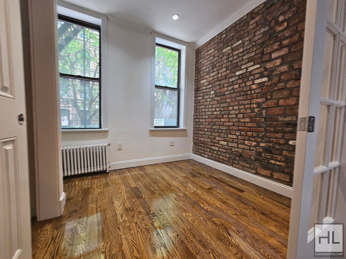 NoHo One Bedroom Apartment with Washer/Dryer, Dishwasher, and More