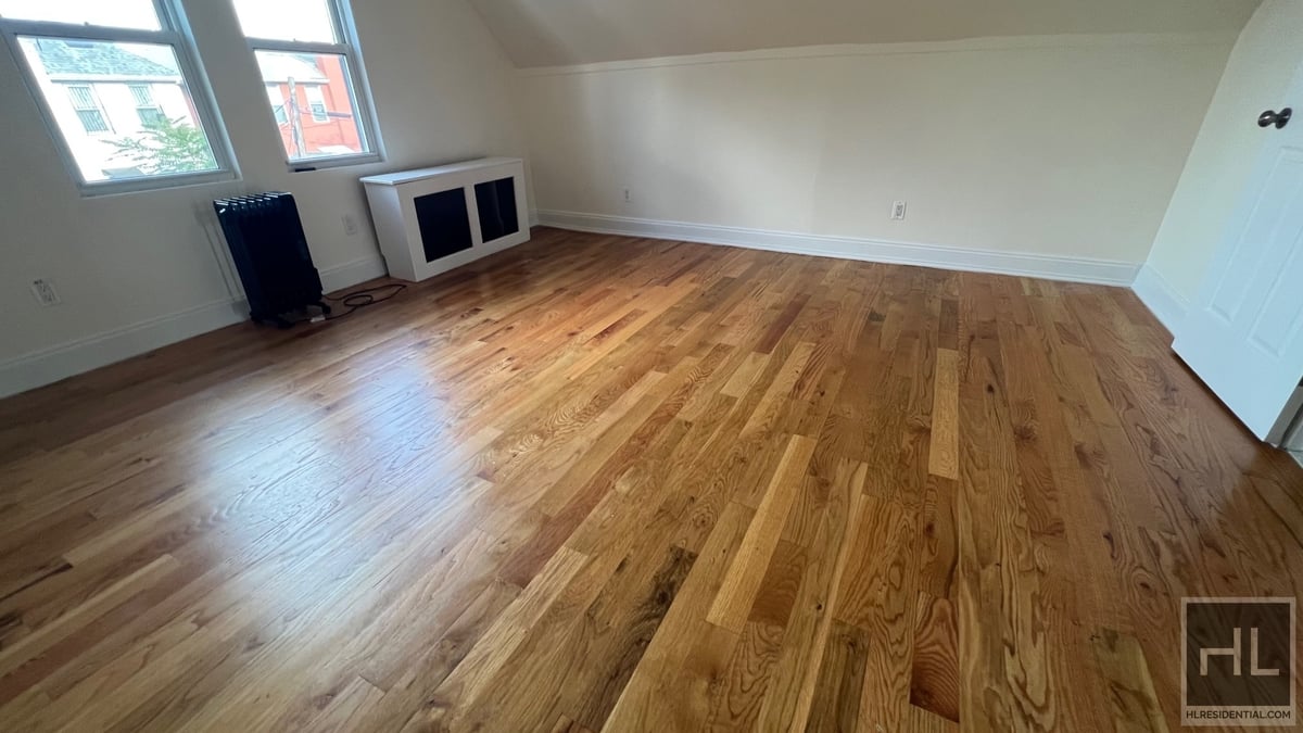 LARGE AND BRIGHT 2 BEDROOMS 52 STREET/ PRIME EAST FLATBUSH Rental