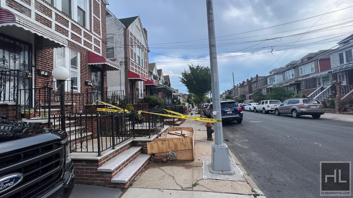 LARGE AND BRIGHT 2 BEDROOMS 52 STREET/ PRIME EAST FLATBUSH Rental