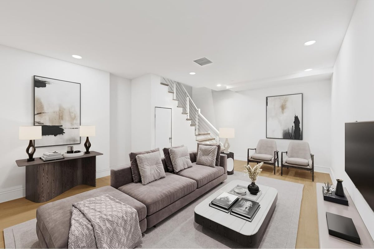 Photo for Verde Chelsea - 125 West 22nd Street Condominium in Chelsea, Manhattan