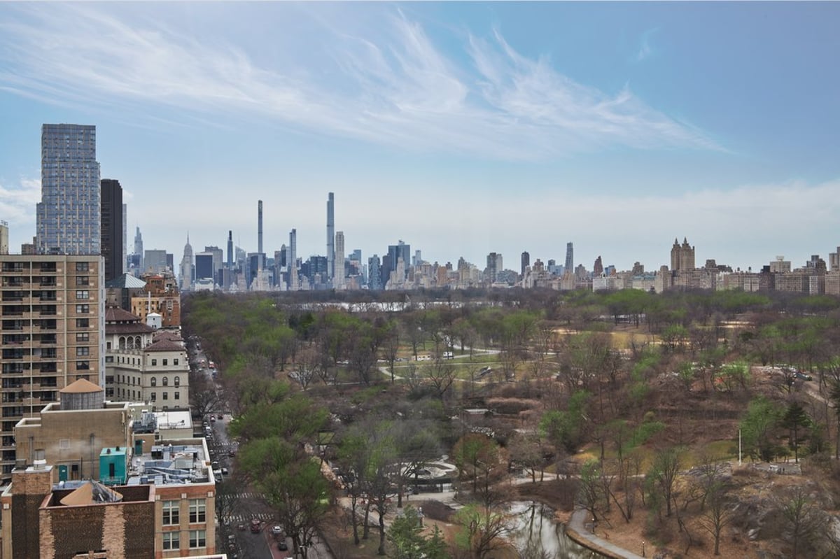 Photo for One Museum Mile - 1280 Fifth Avenue Condominium in Harlem, Manhattan