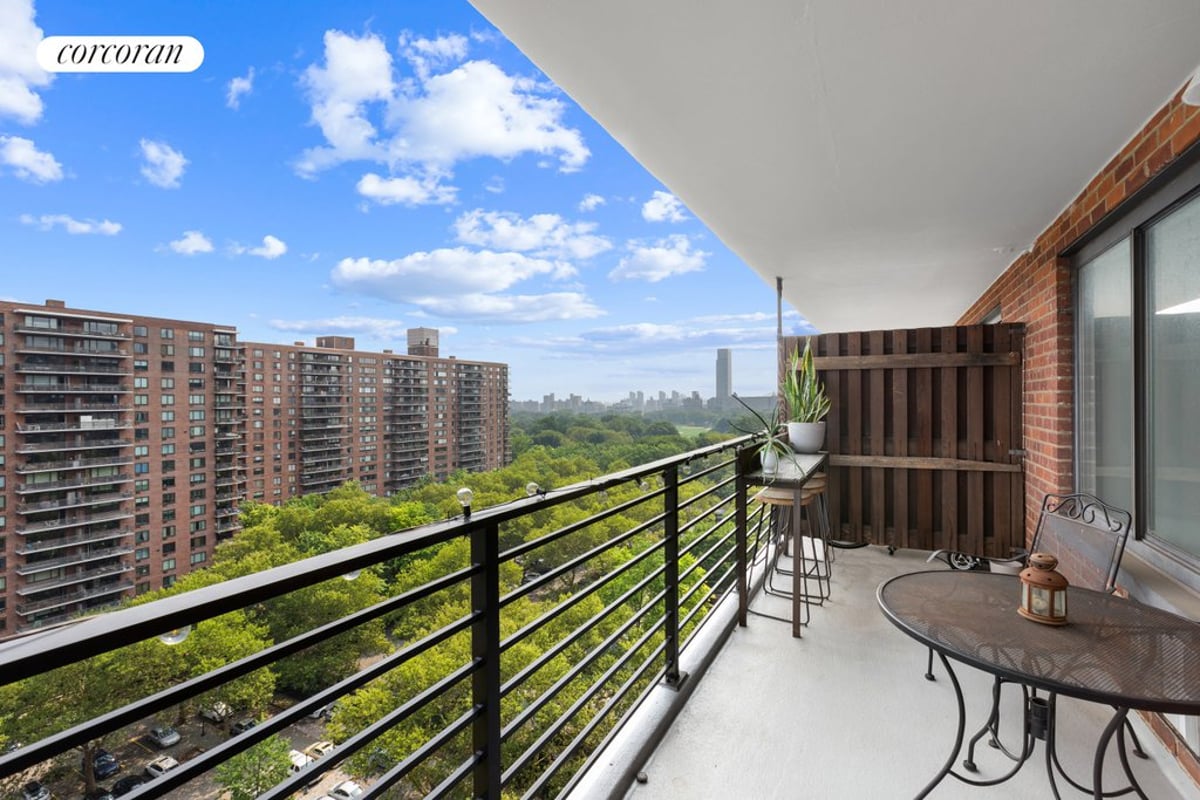 Photo for The Olmsted - 382 Central Park West Condominium in Upper West Side, Manhattan