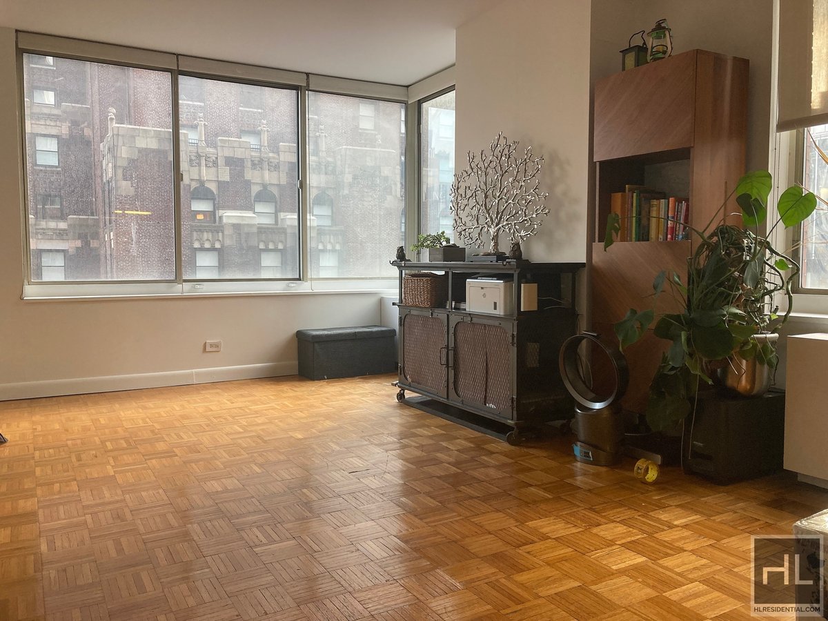 Photo for The Cosmopolitan - 145 East 48th Street Condominium in Midtown East, Manhattan