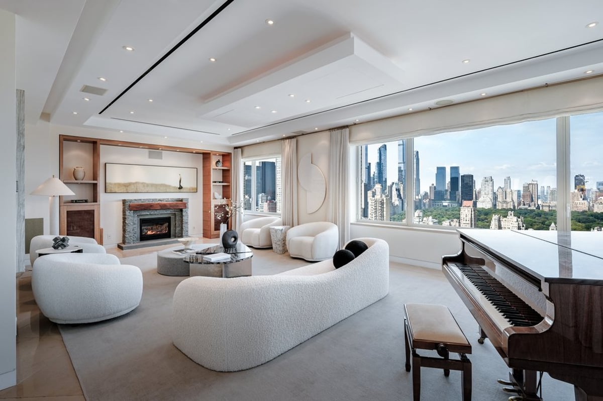 Photo for The Chatham - 181 East 65th Street Condominium in Upper East Side, Manhattan