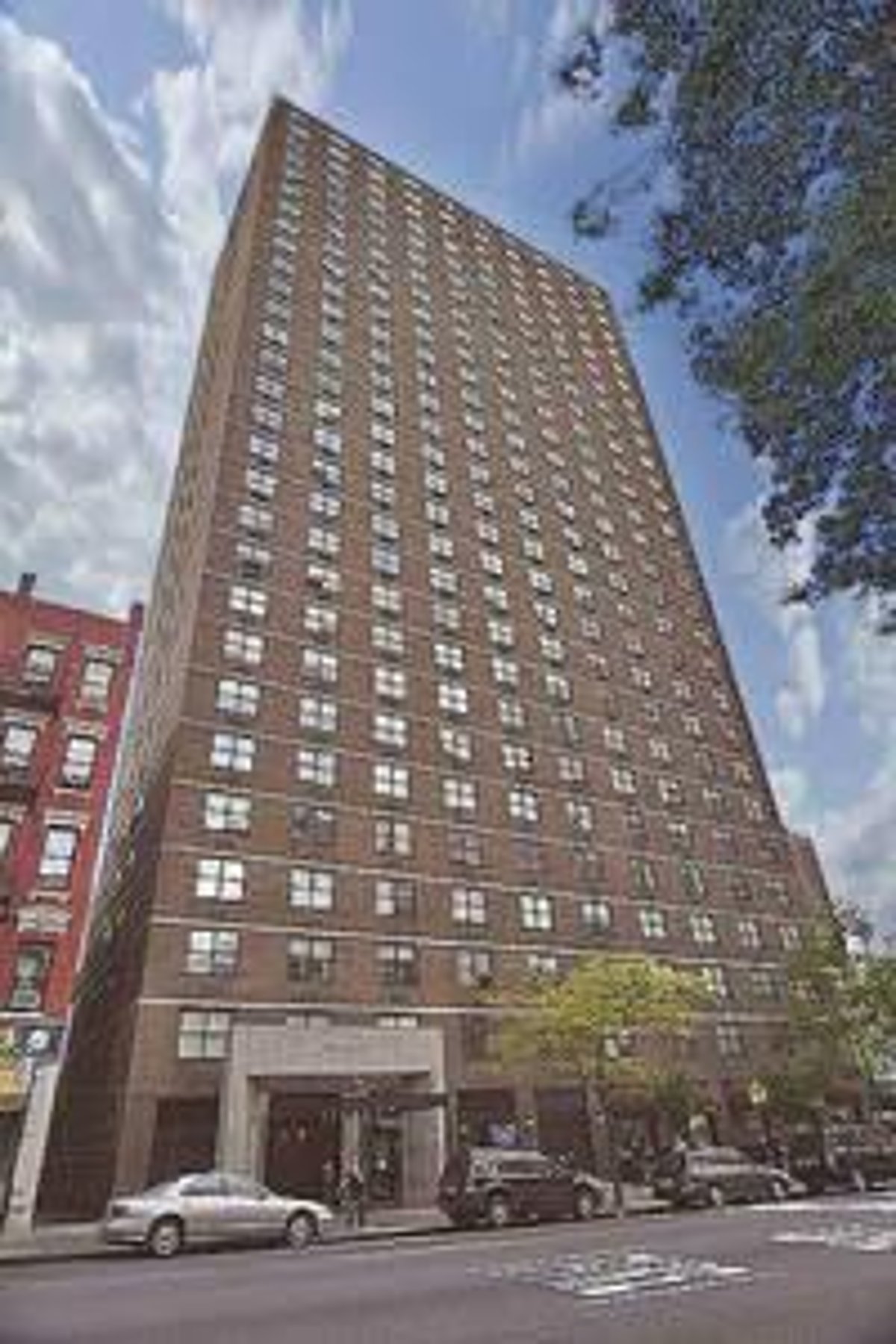 Photo for THE HIGHGATE - 182 East 95th Street Rental Building in Carnegie Hill, Manhattan