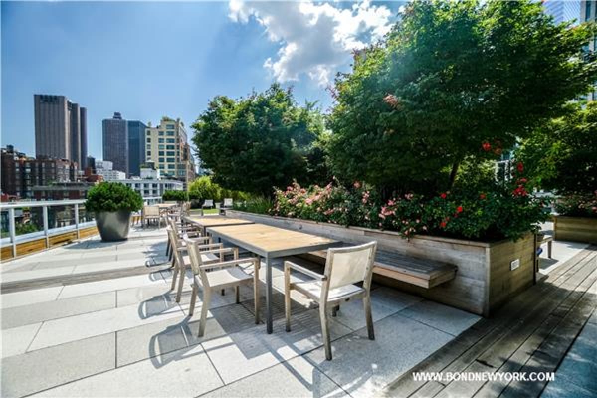 Photo for 200 Chambers Street - 200 Chambers Street Condominium in Tribeca, Manhattan