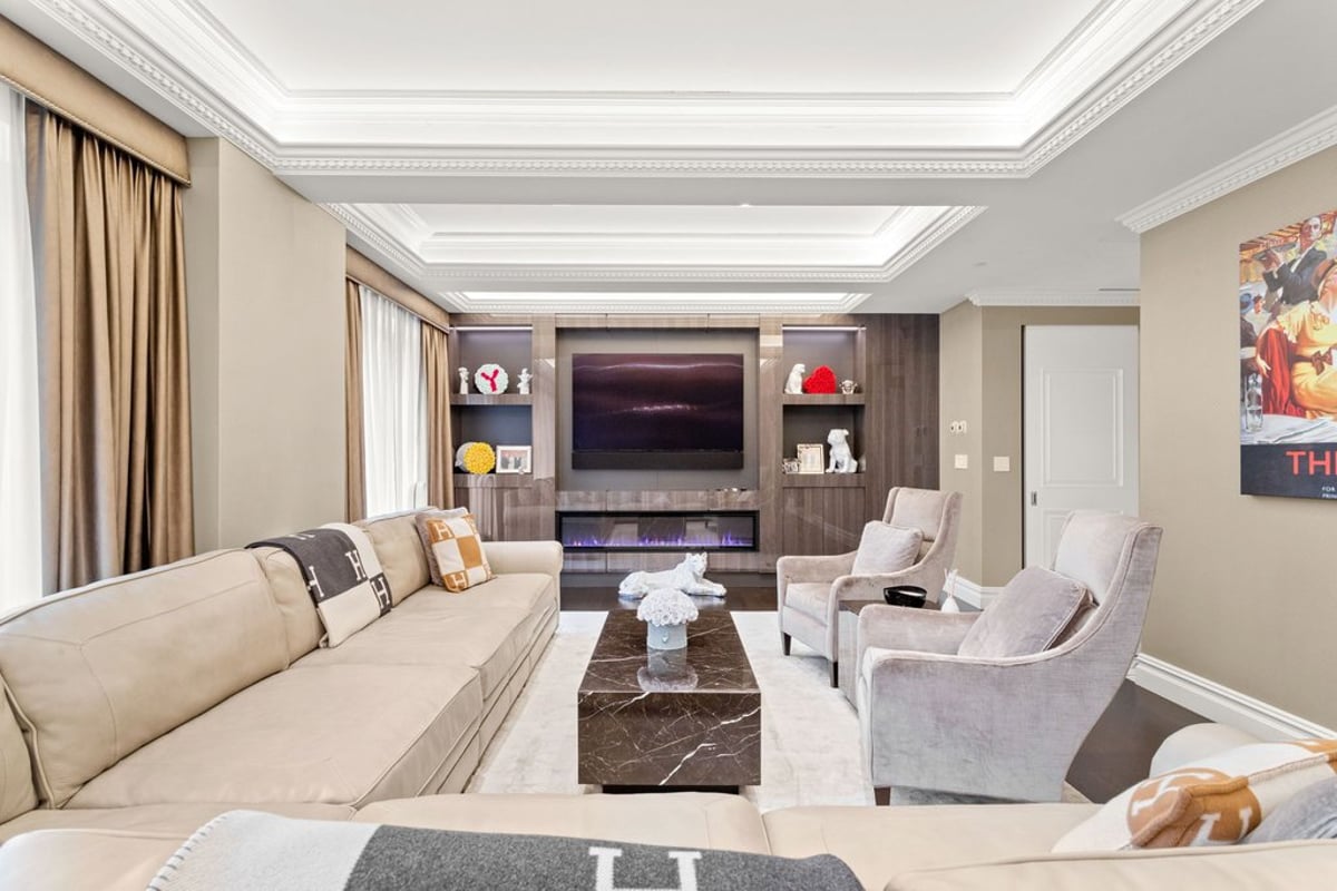 Photo for 12 East 13th Street - 12 East 13th Street Condominium in Union Square, Manhattan