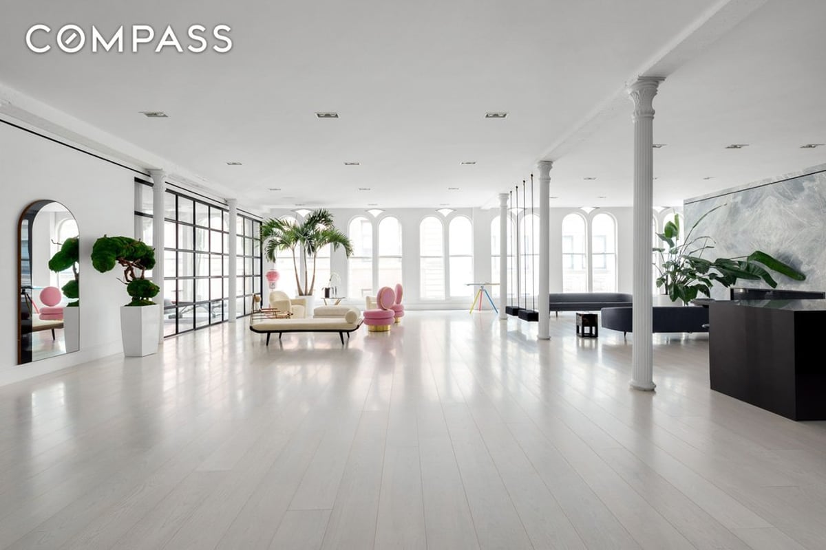 Photo for Diamond Duane - 137 Duane Street Condominium in Tribeca, Manhattan