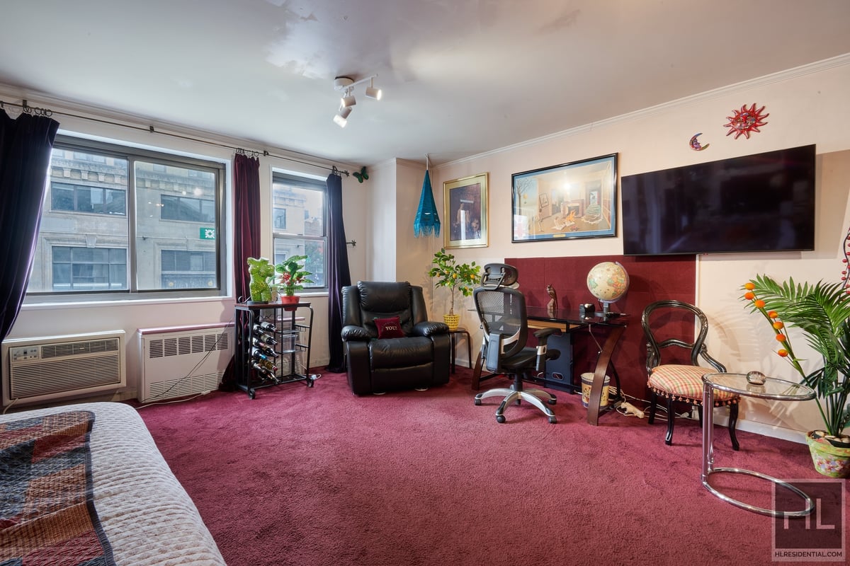 Photo for The Thomas Eddy - 85 8th Avenue Cooperative in Chelsea, Manhattan