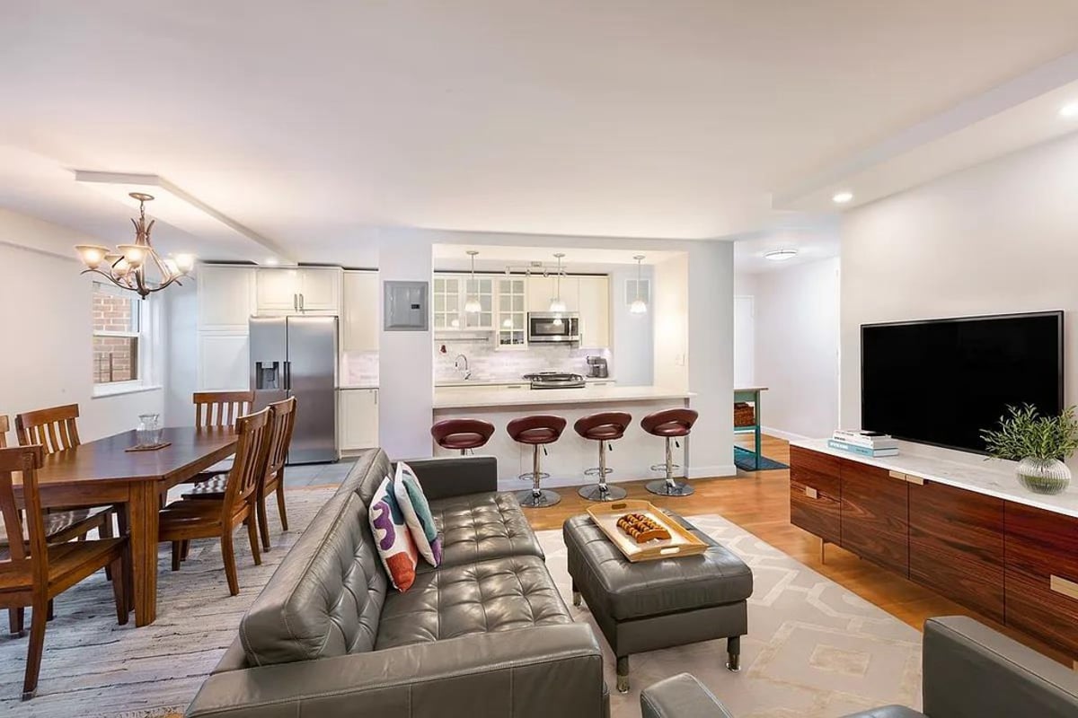 Photo for University Towers - 175 Willoughby Street Cooperative in Downtown Brooklyn, Brooklyn