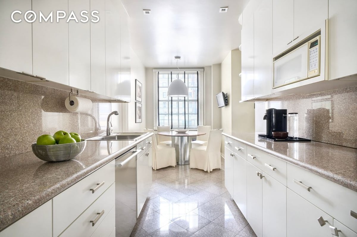 Photo for 888 Park Avenue - 888 Park Avenue Cooperative in Upper East Side, Manhattan