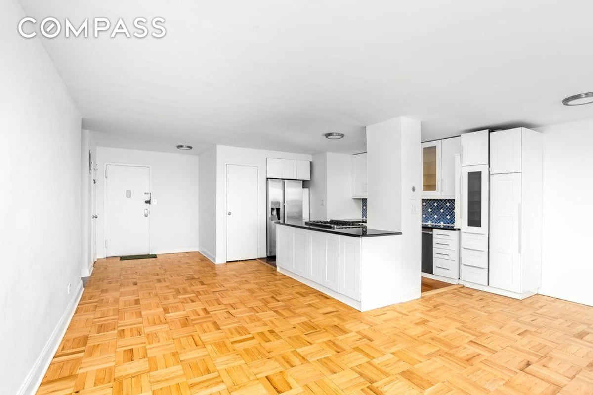 Photo for Cabrini Terrace - 900 West 190th Street Cooperative in Washington Heights, Manhattan