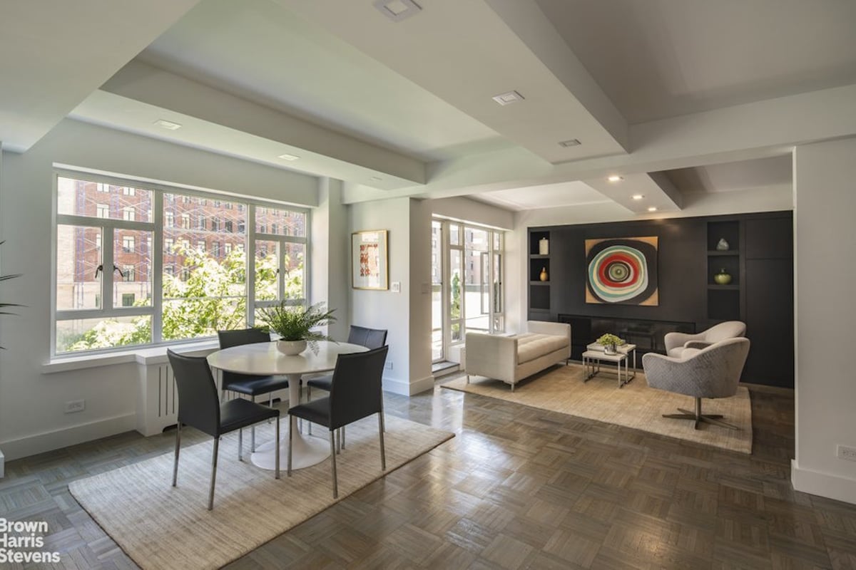 Photo for 750 Park Avenue - 750 Park Avenue Cooperative in Upper East Side, Manhattan