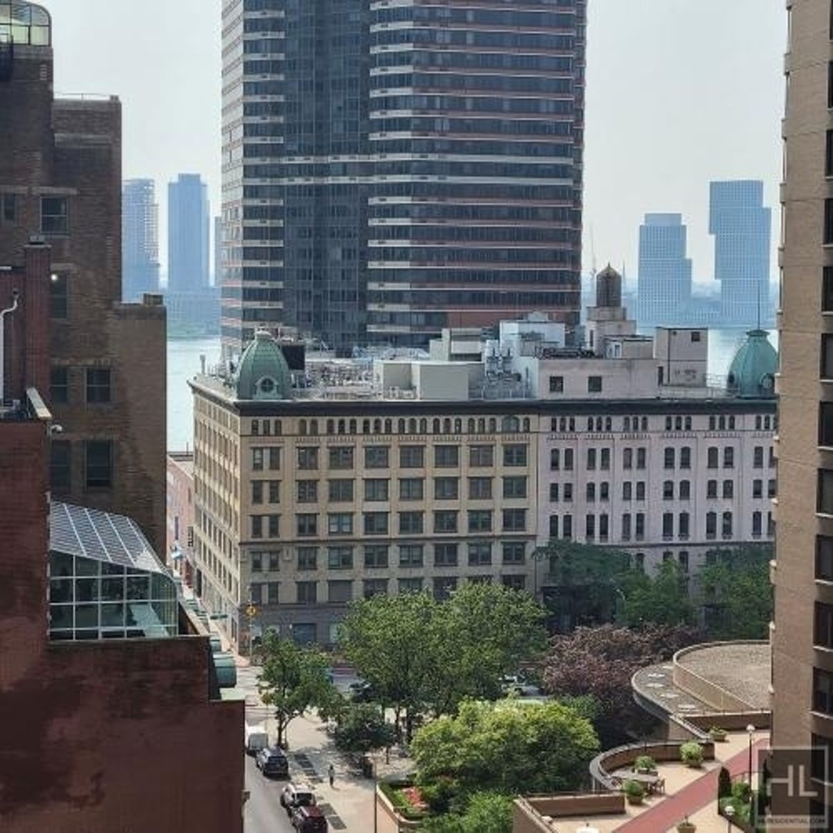 Photo for The Whitney - 311 East 38th Street Condominium in Midtown East, Manhattan