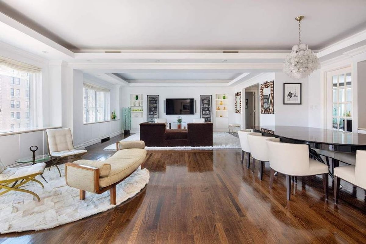 Photo for 605 Park Avenue - 605 Park Avenue Cooperative in Upper East Side, Manhattan