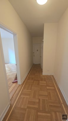 Image for W. 171st St, Massive 3BR Near A Express/C/1 ~30min to Midtown, $1300pp & NO Broker's Fees!