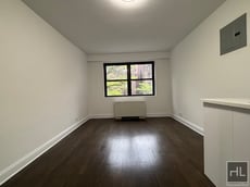 Image for 🔥 Large Gramercy Studio w/ Doorman - Steps from Union Square - NO FEE