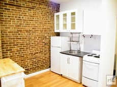 Image for PINEAPPLE STREET