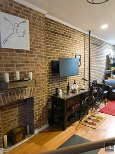 Image for PINEAPPLE STREET