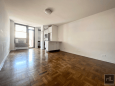 Image for Murray Hill, E 35 ST Comfy Studio w/Doorman, Laundry, Balcony & NO Broker's Fees!