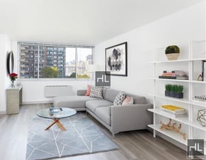 Photo for Worth Street