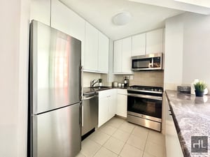 Photo for 2nd Avenue